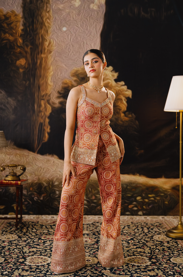Scarlet Blossom Sharara