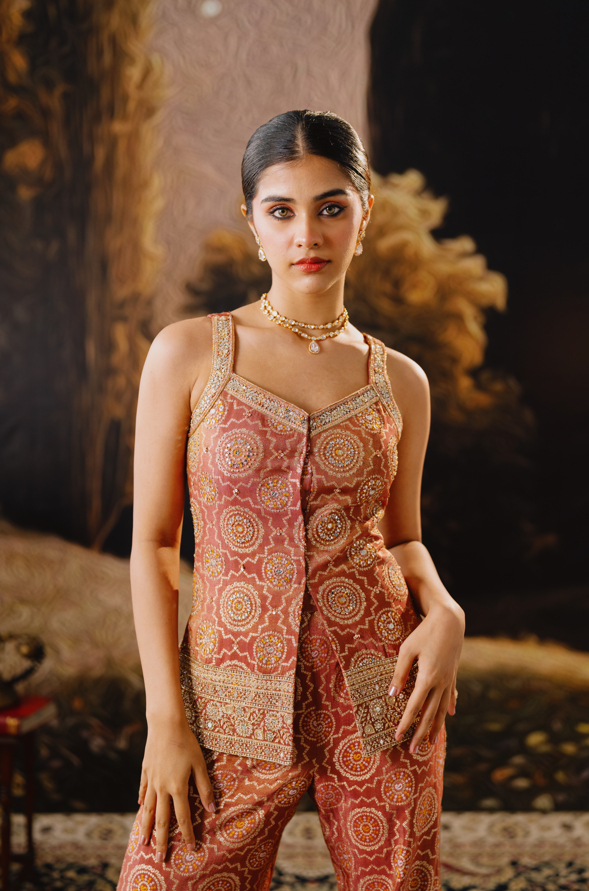 Scarlet Blossom Sharara